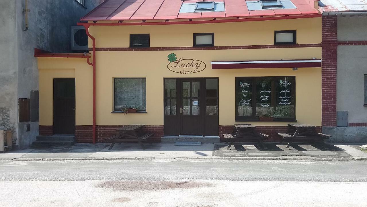 Lucky apartmán Svoboda nad Úpou Exterior foto